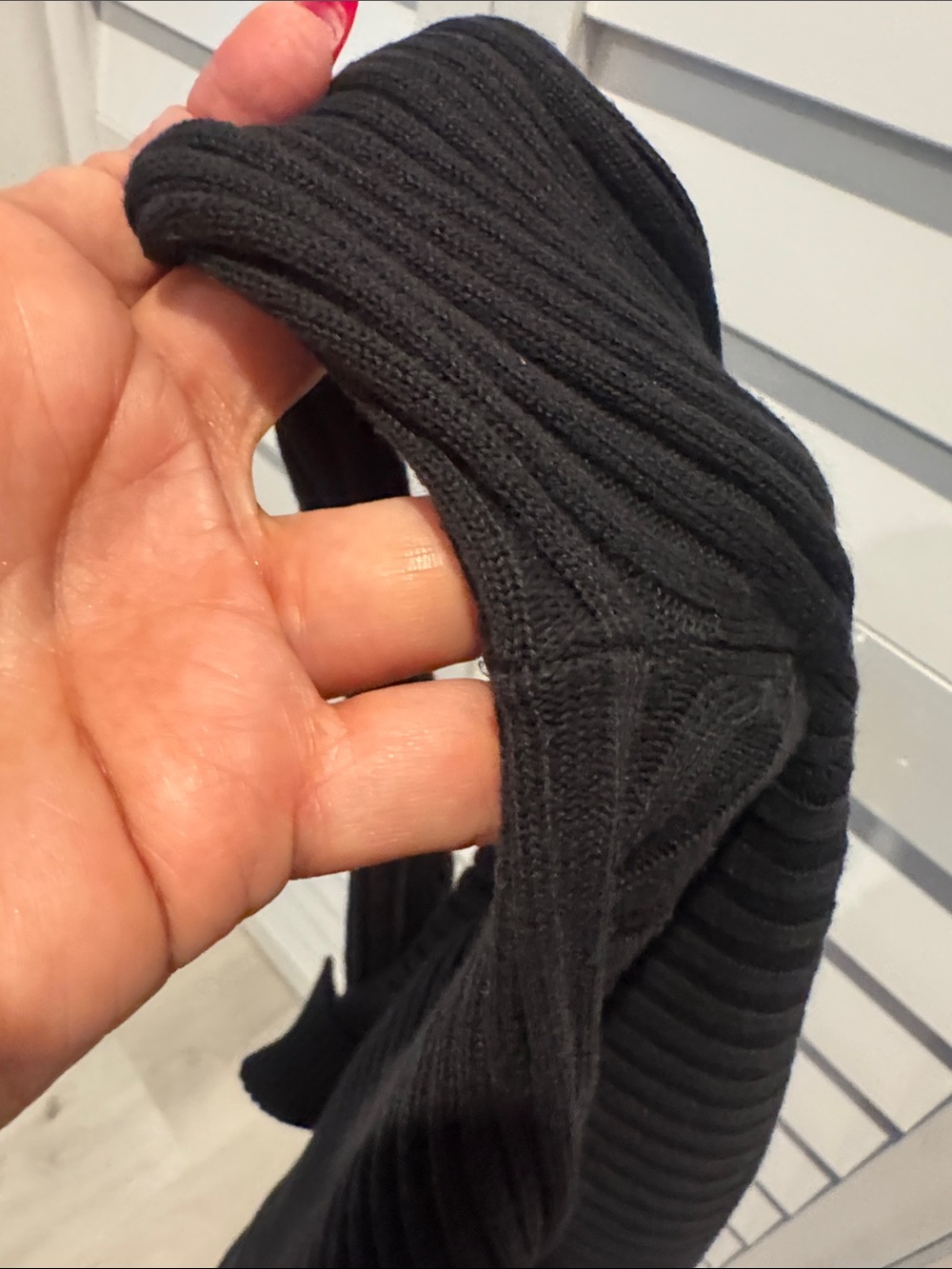Express Black Ribbed Turtleneck Sweater in 100% Cotton. - Picture 9 of 9